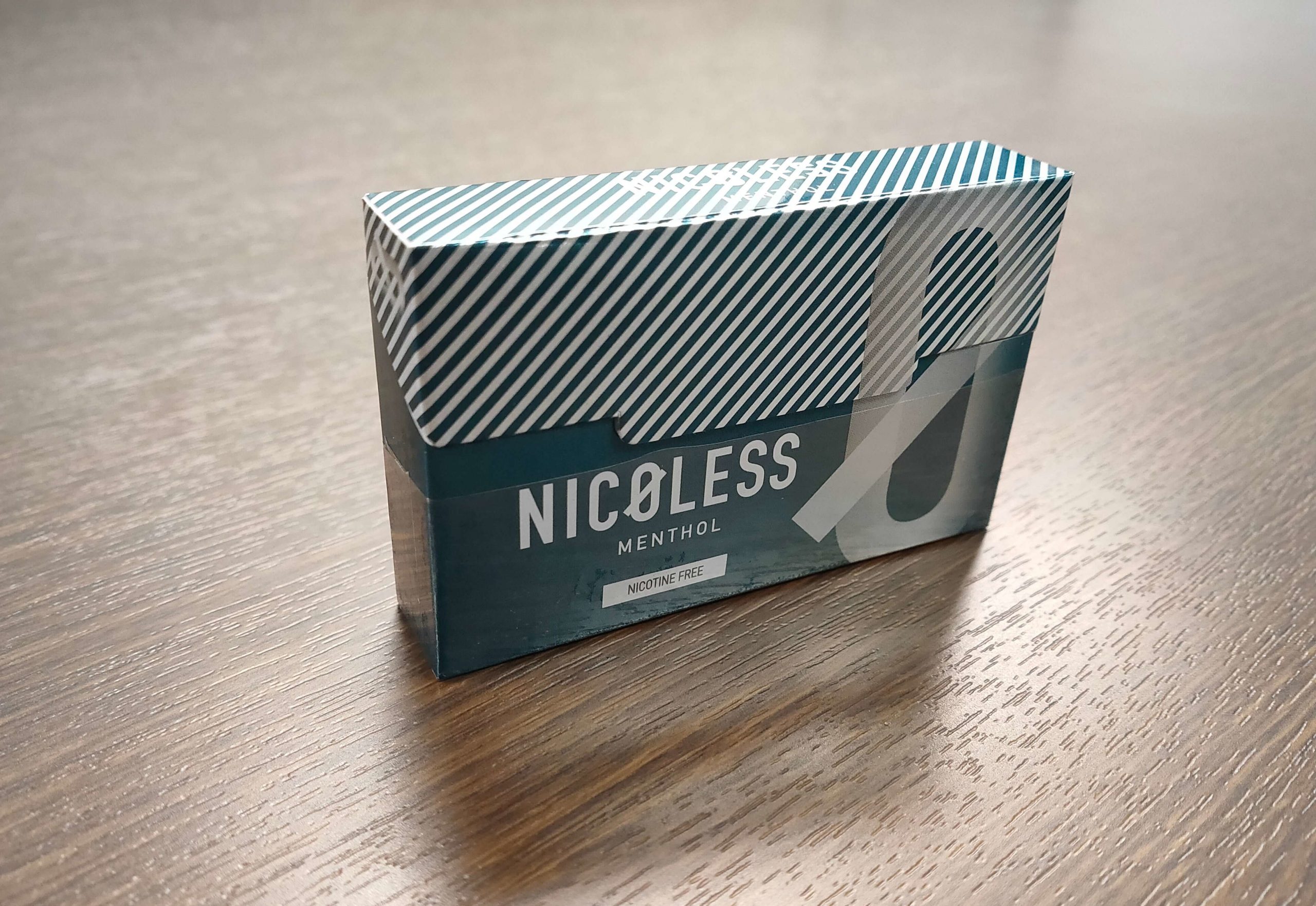 iQOSを使って禁煙習慣ーニコチン0の「ニコレス（NICOLESS